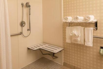 Holiday Inn Express Hotel & Suites Greensboro - Airport Area an IHG Hotel - image 2