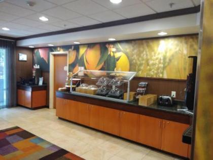 Fairfield Inn & Suites Greensboro Wendover - image 3