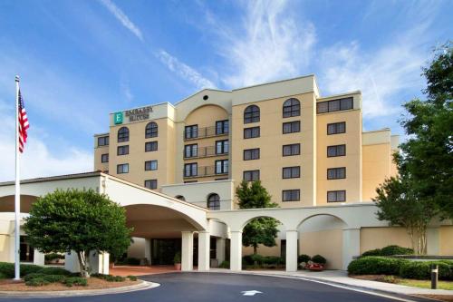 Embassy Suites Greensboro Airport - main image