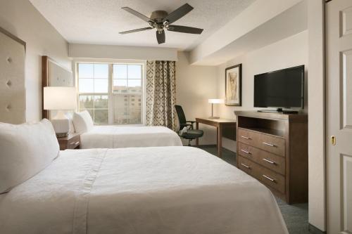 Homewood Suites Greensboro - image 3