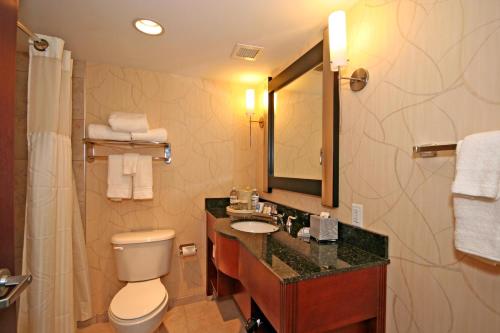 DoubleTree by Hilton Greensboro - image 2