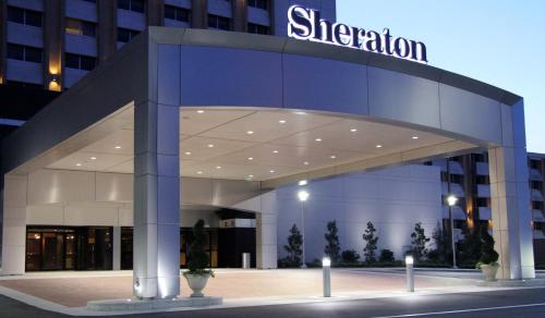 Sheraton Greensboro - image 3