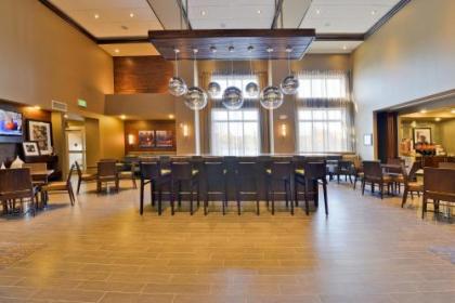 Hampton Inn & Suites Greensboro/Coliseum Area - image 5