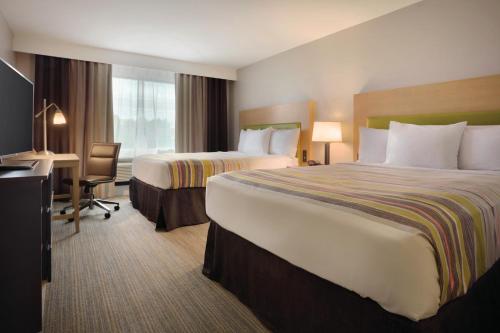 Country Inn & Suites by Radisson Greensboro NC - image 2