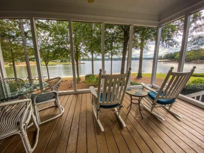 Lookout Point is only steps from Lake Oconee with breathtaking views - image 8