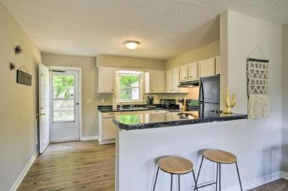 Pet-Friendly Home - 2 Mi to UNC Greensboro!