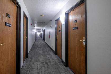 Red Roof Inn Greensburg - image 8