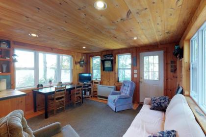 Moosehead Island Cabin - image 3