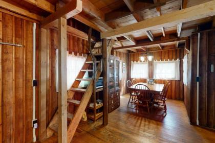 Little Log Cabin - image 9