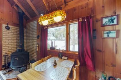 Split Rock Cottage - image 2