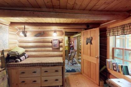 Authentic Maine Log Cabin - image 4