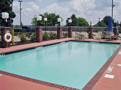 Holiday Inn Express Hotel & Suites Greenville - image 2