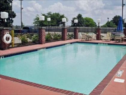 Holiday Inn Express Hotel & Suites Greenville - image 7