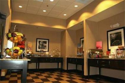 Hampton Inn Greenville - image 12