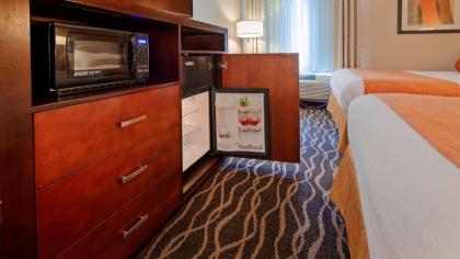 Best Western Plus Suites Greenville - image 13