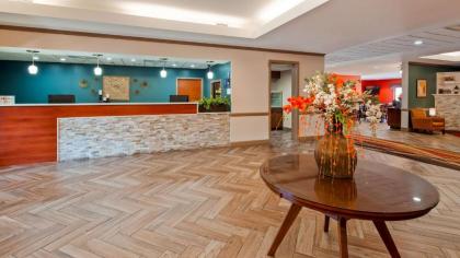 Best Western Plus Suites Greenville - image 9