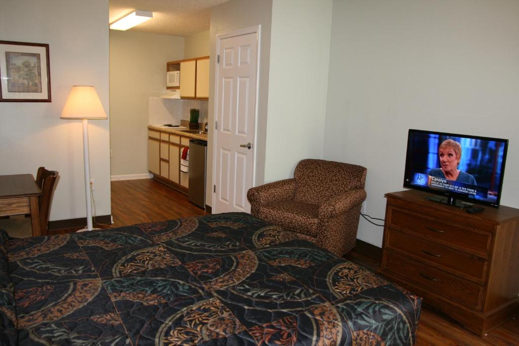 Affordable Suites Greenville - image 3