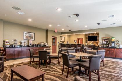 Cobblestone Hotel & Suites - Greenville - image 12