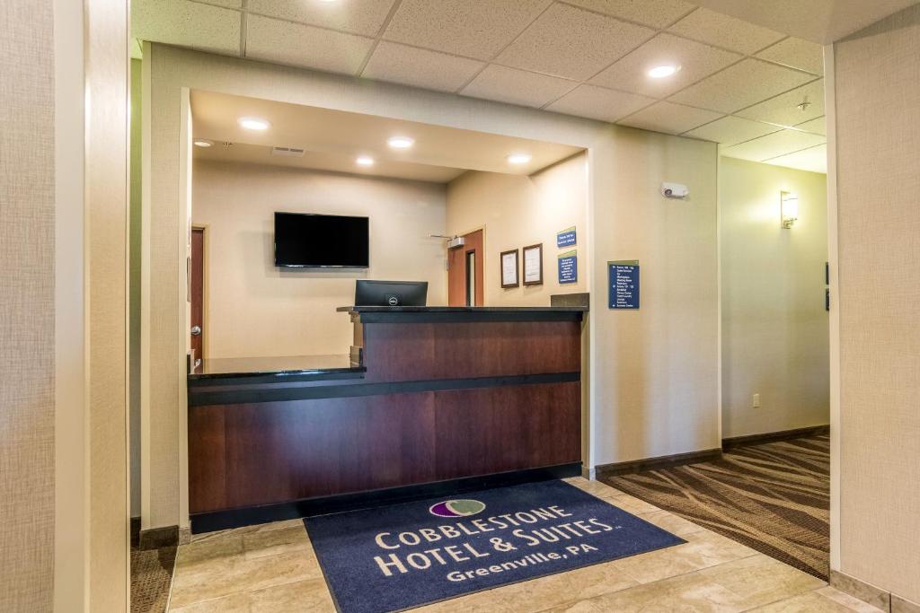 Cobblestone Hotel & Suites - Greenville - image 4