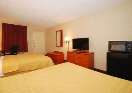 Greenville Inn & Suites - image 2