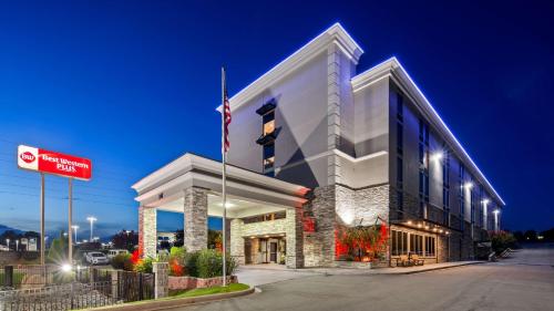 Best Western Plus Greenville I-385 Inn & Suites - main image