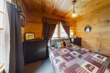 Blue Bear Cabin - image 13