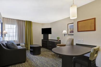 Candlewood Suites Indianapolis - South an IHG Hotel - image 15