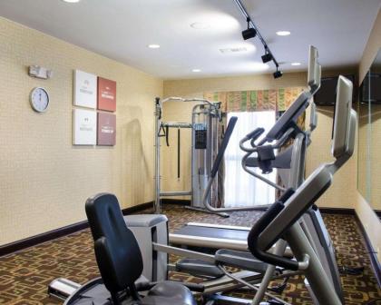 Comfort Suites Greenwood - image 9