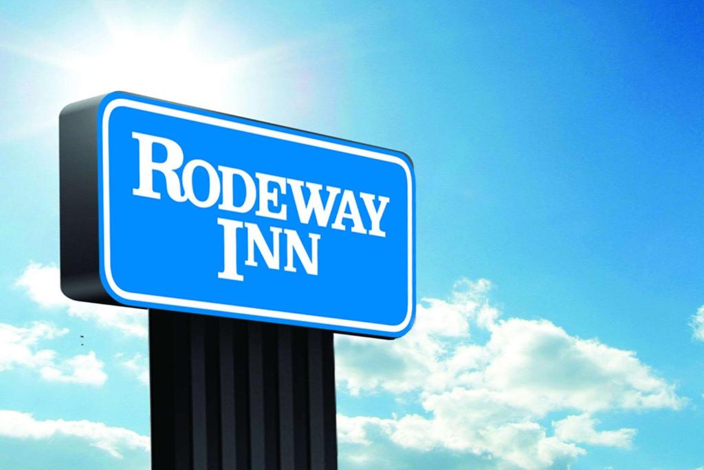 Rodeway Inn - main image