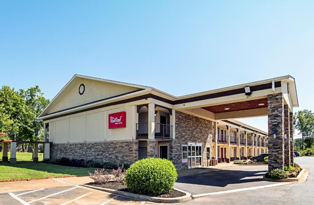 Red Roof Inn & Suites Greenwood SC - main image