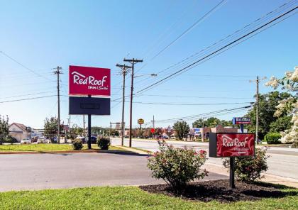 Red Roof Inn & Suites Greenwood SC - image 15