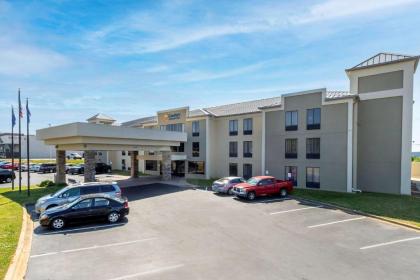 Comfort Inn  Suites Greer   Greenville Greer South Carolina