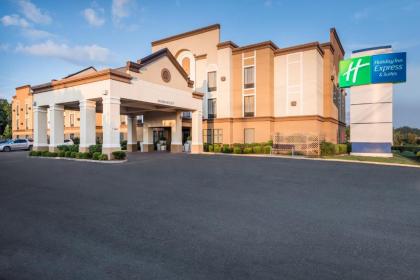 Holiday Inn Express  Suites   Grenada an IHG Hotel Grenada Mississippi