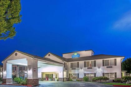 Days Inn & Suites by Wyndham Gresham Gresham