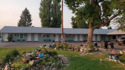 Sage motel Wyoming