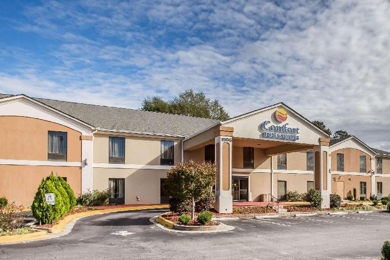 Comfort Inn & Suites Griffin - main image