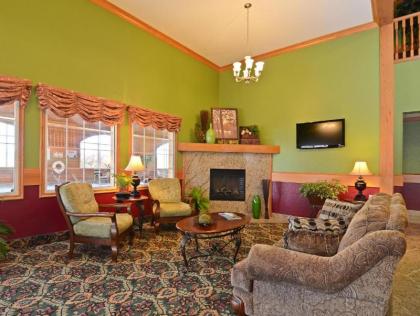 Best Western Plus Pioneer Inn & Suites - image 3