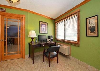 Quality Inn & Suites Grinnell - image 11