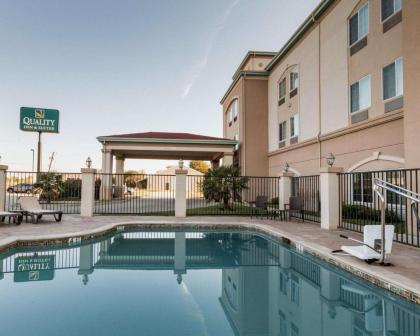 Quality Inn and Suites Groesbeck - image 15