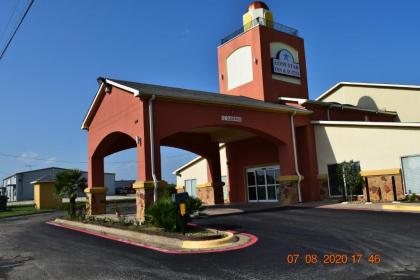 Lone Star Inn  Suites Groesbeck Texas