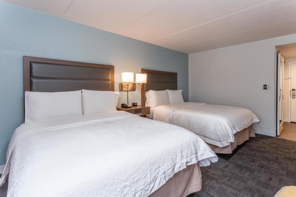 Hampton Inn Groton/Mystic - image 7