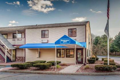 Rodeway Inn Groton - image 10