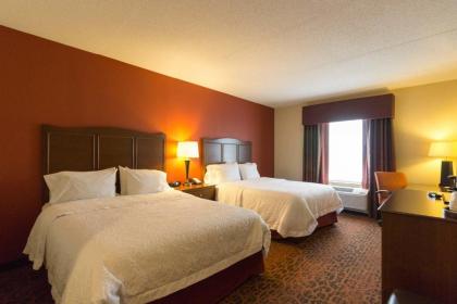 Hampton Inn Columbus-South - image 10