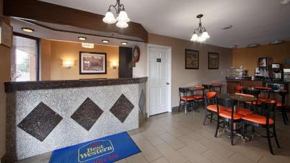 Best Western Executive Inn - image 13