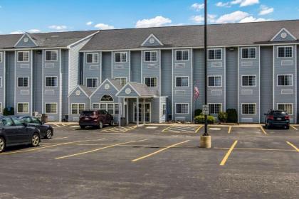 Quality Inn  Suites Grove City Outlet mall