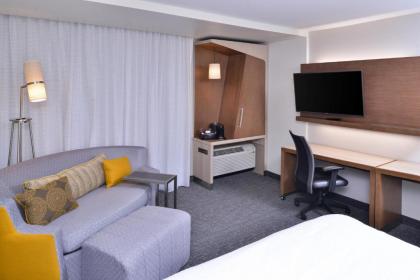 Courtyard by Marriott Columbus Grove City - image 15