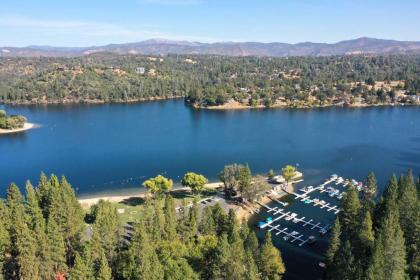 Pine Mountain Lake Paradise at Yosemite Cabin! - image 7