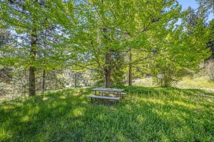 Yosemite Mountain Cottage - image 5