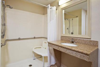 Holiday Inn Express Hotel & Suites Columbus Southeast Groveport an IHG Hotel - image 15