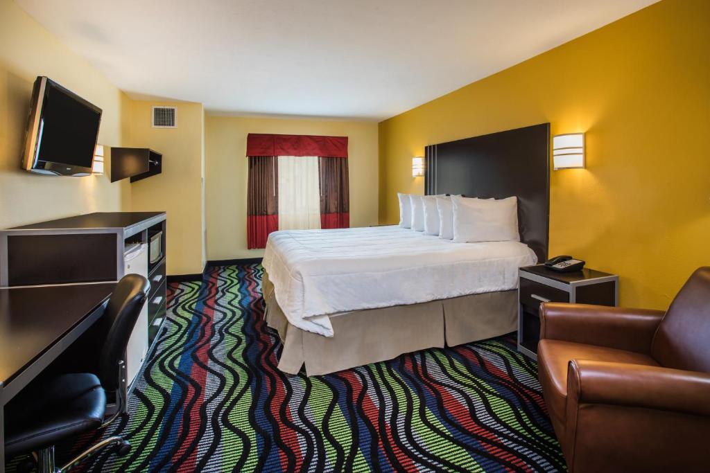 Days Inn & Suites by Wyndham Augusta Near Fort Gordon - image 3